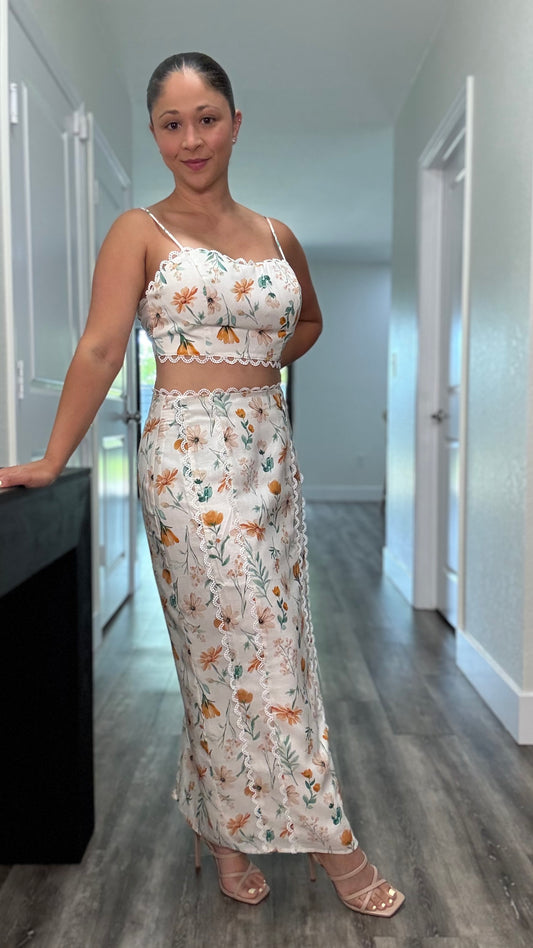 Orange florals skirt set with scalloped lace detail